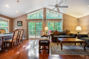 Cozy 3Br Lake Retreat with BBQ & Fire Pit